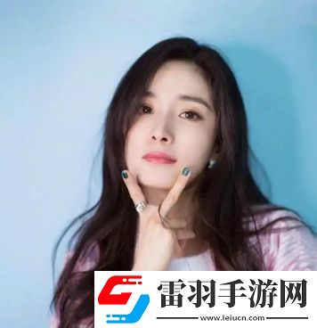 一處桃源千人品兩片紅唇萬(wàn)客來(lái)