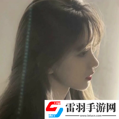 2021最新側(cè)臉精致的好看女生微信頭像太陽不是突然下山的熱情與期待也是