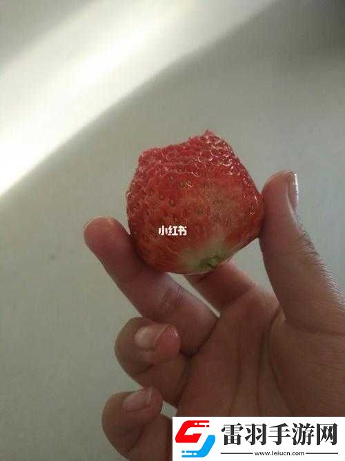 邁開腿吃草莓對(duì)男性性功能好嗎