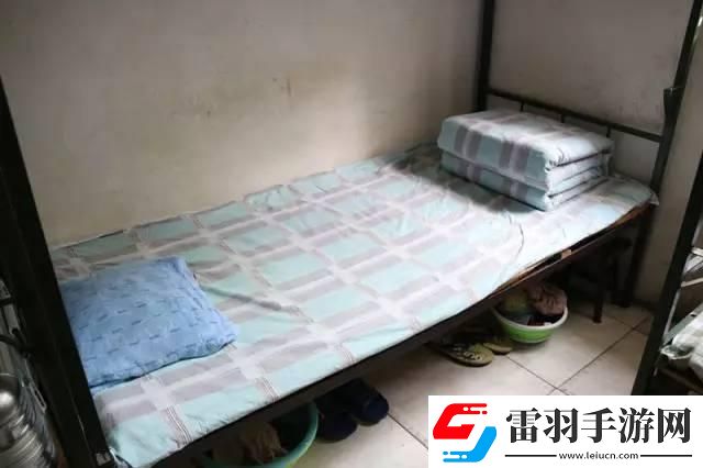 502宿舍學(xué)校小連狂潮背后誰(shuí)在暗中操縱