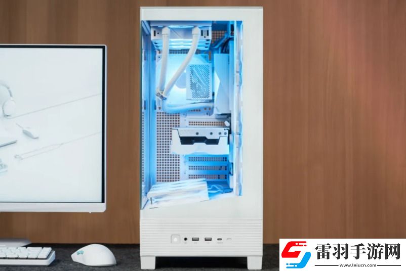 新品登場！華碩A31覽界機箱一覽無余