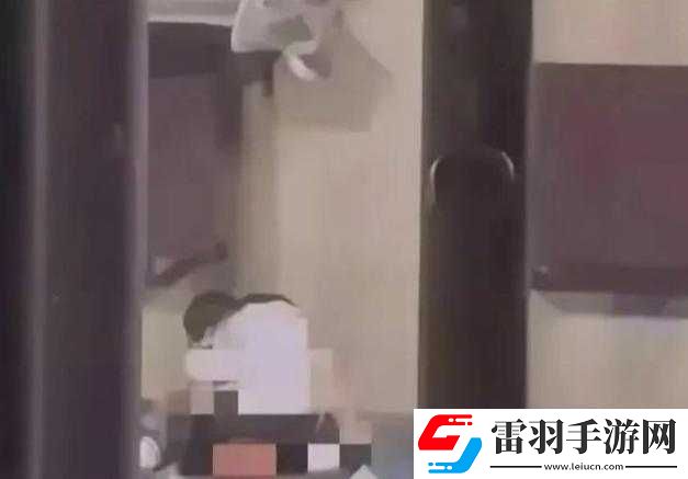 啪啪免費(fèi)視頻