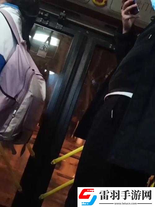 公交車大龜廷兇猛闖入我身體的驚悚遭遇