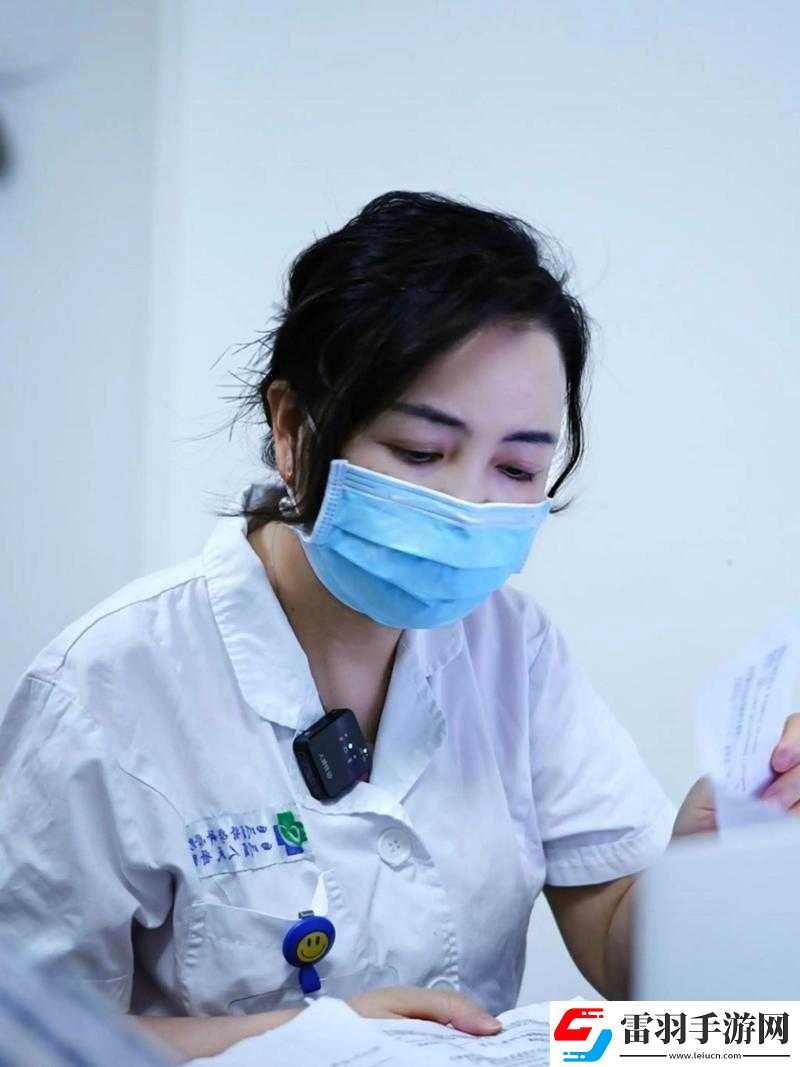 年輕女醫(yī)生的救死扶傷之路