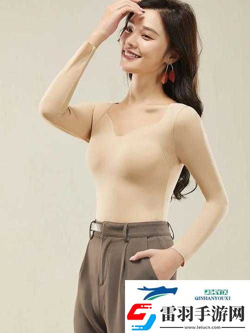 極品美女脫內(nèi)衣露出胸?zé)o遮擋