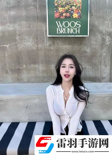 女朋友主動把手放我口袋里永久版